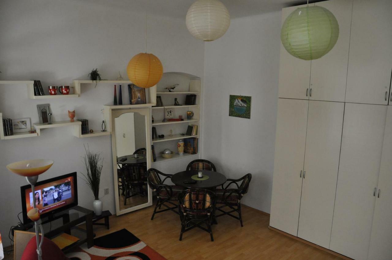 Apartment Angie Belgrade Exterior photo